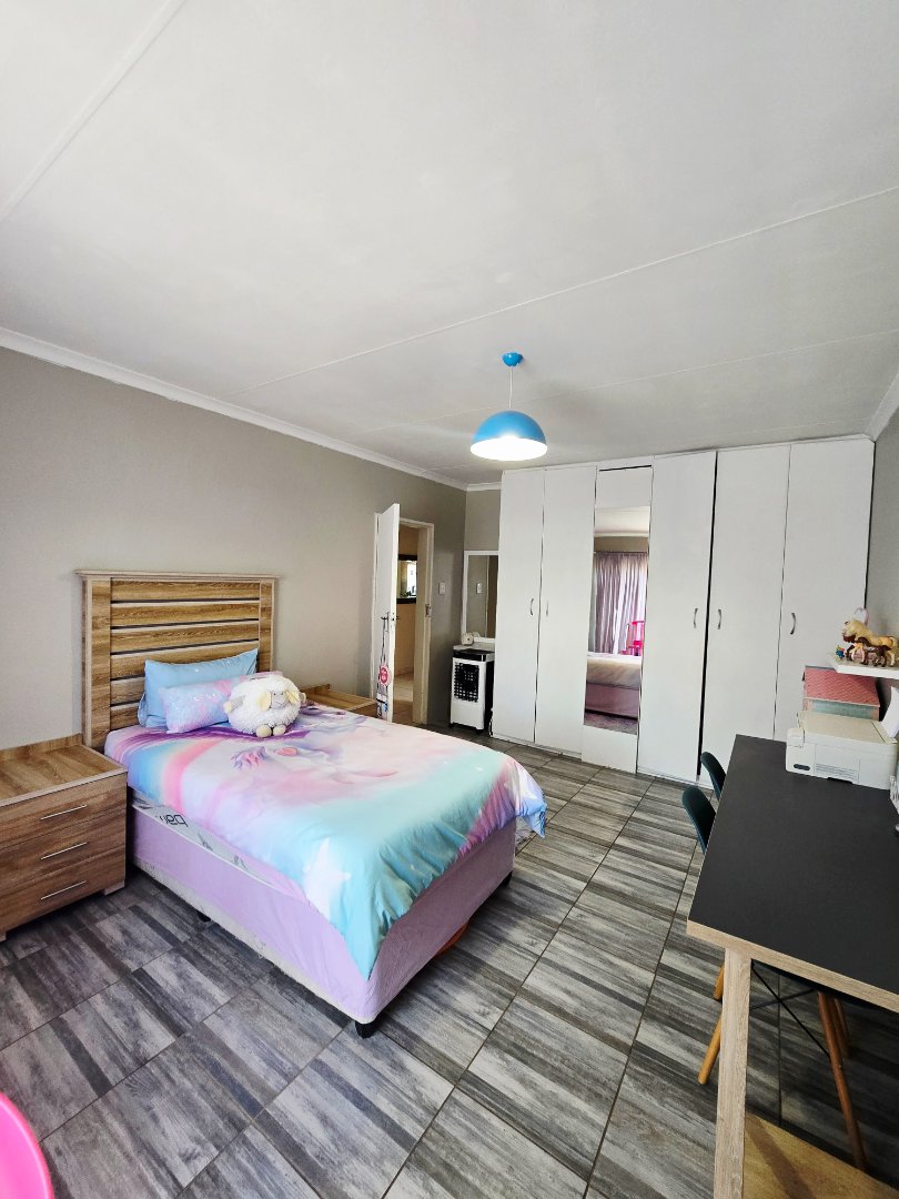 3 Bedroom Property for Sale in Songloed North West